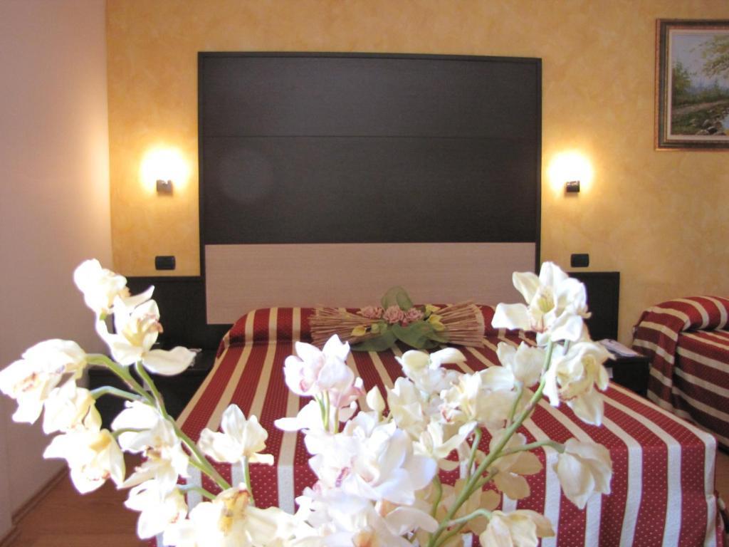 Hotel Iacone Chieti Room photo