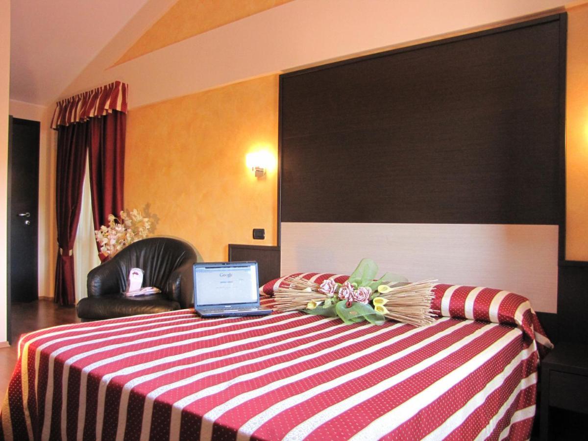 Hotel Iacone Chieti Room photo