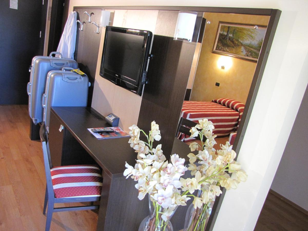 Hotel Iacone Chieti Room photo